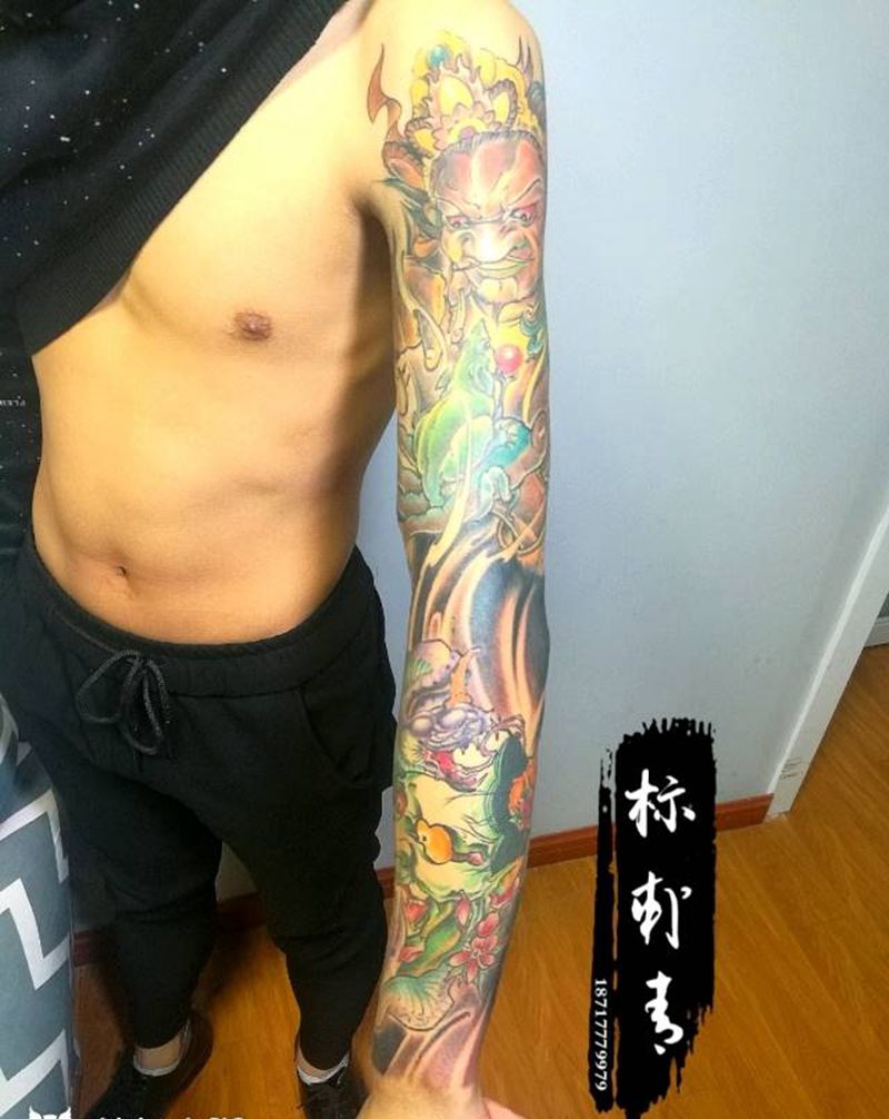 传统花臂，未完成！纹身图片