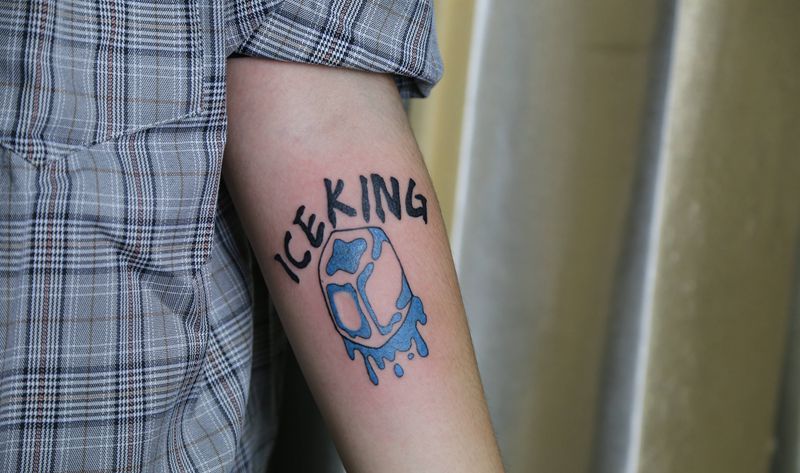 作品纹身图片_手部Old School纹身图案