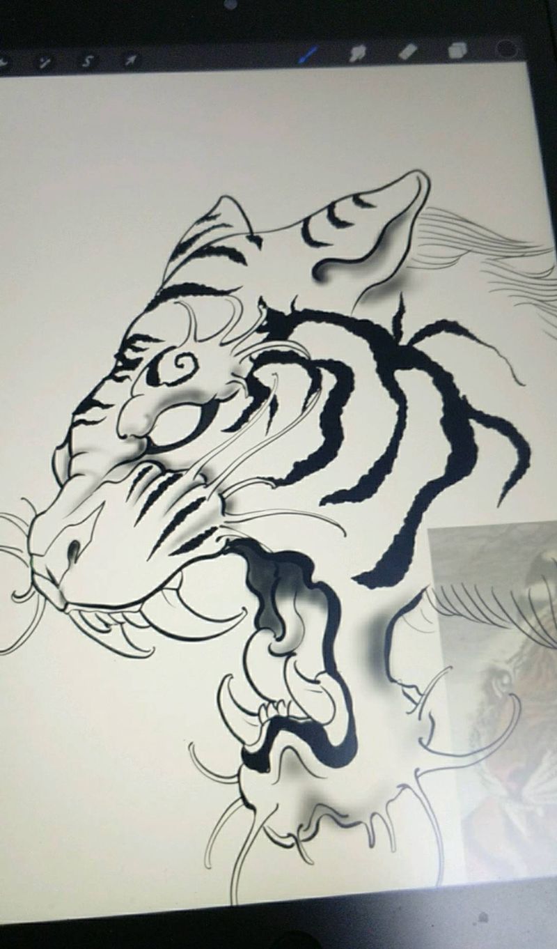 虎纹身图片_胸部New School新传统纹身图案