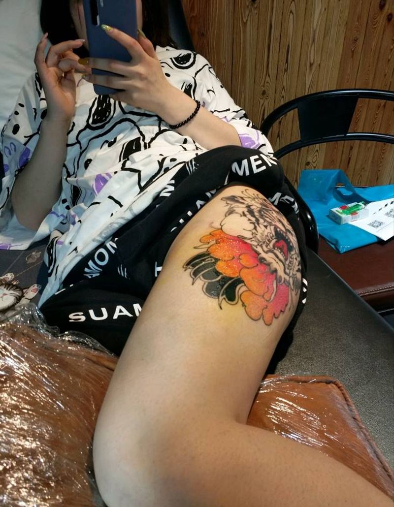 虎纹身图片_新传统New School虎纹身图案