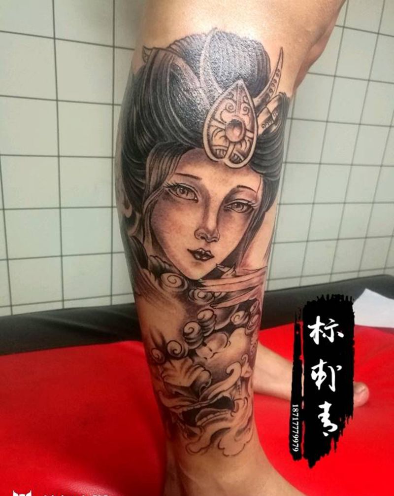 小腿人物纹身图片