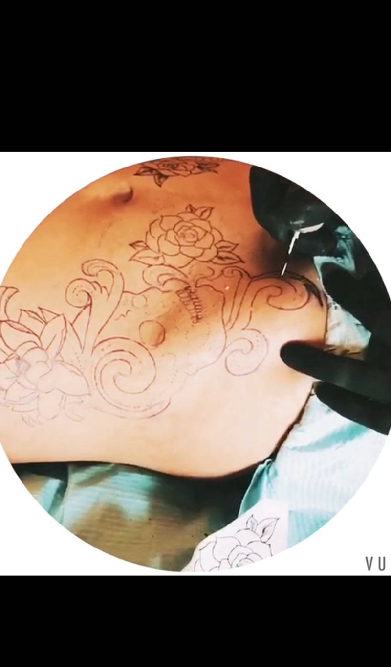 遮盖妊娠纹纹身图片