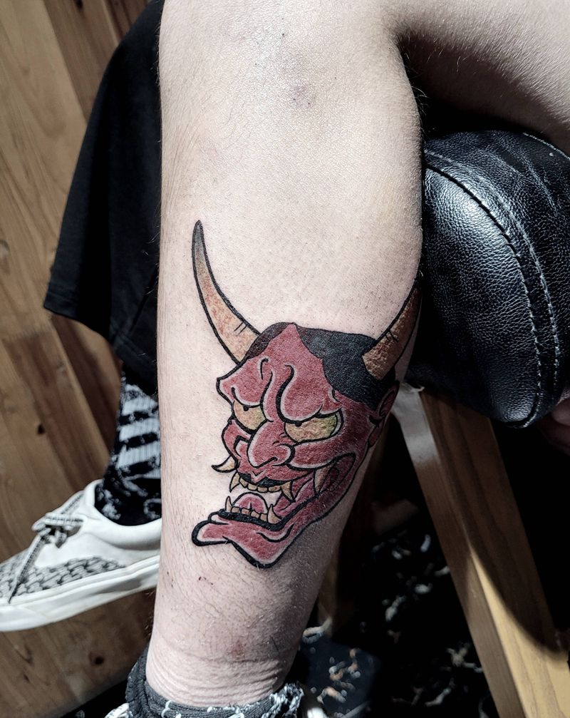 手绘小般若纹身图片_腿部老传统般若纹身图案