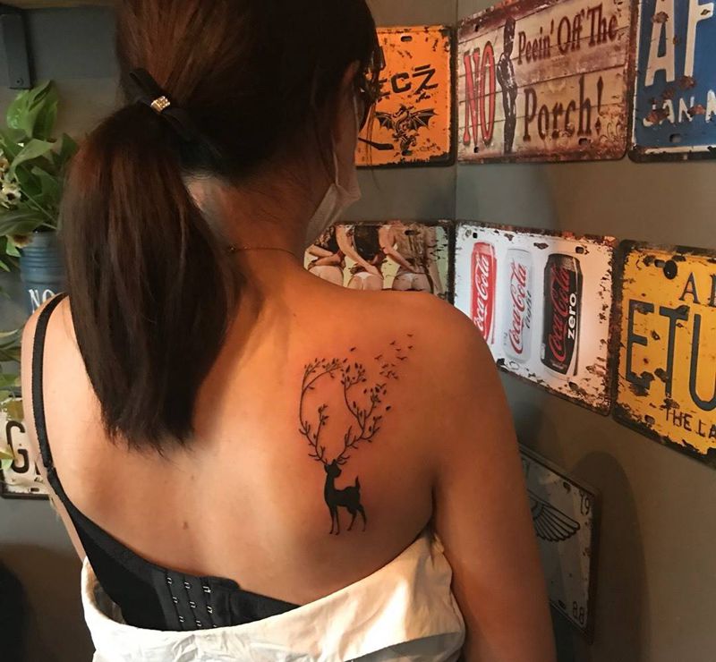 鹿纹身图片