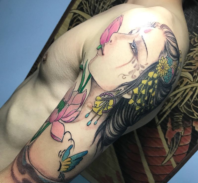 明月艺妓纹身图片