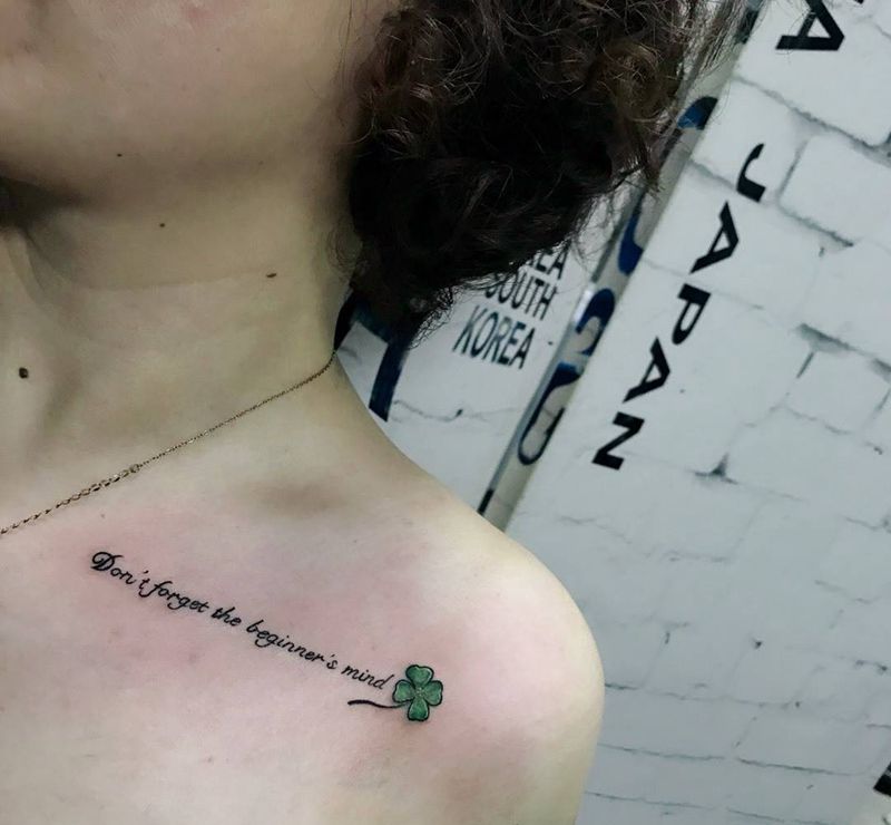 -勿忘初心-四叶草纹身图片_成品胸部清新纹身图案