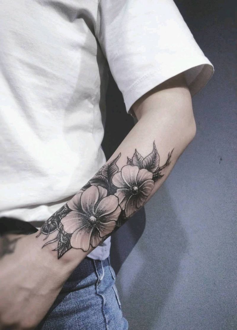 素花纹身图片_手臂纹身图案