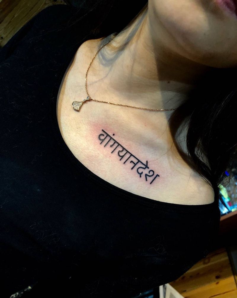 锁骨小纹身纹身图片_颈部背部纹身图案