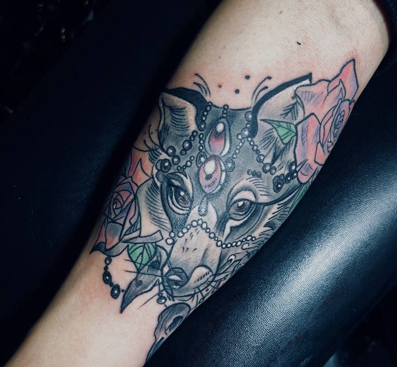 狼与花纹身图片