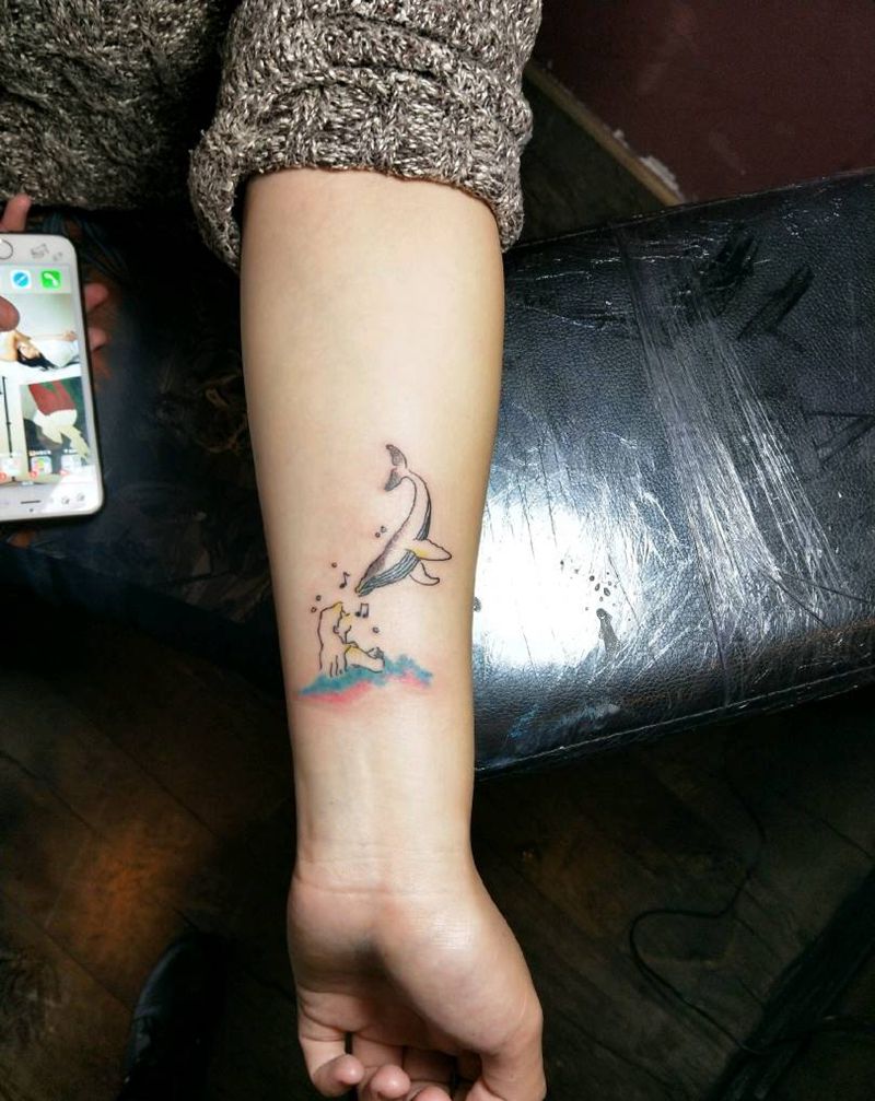 小女孩与鲸纹身图片