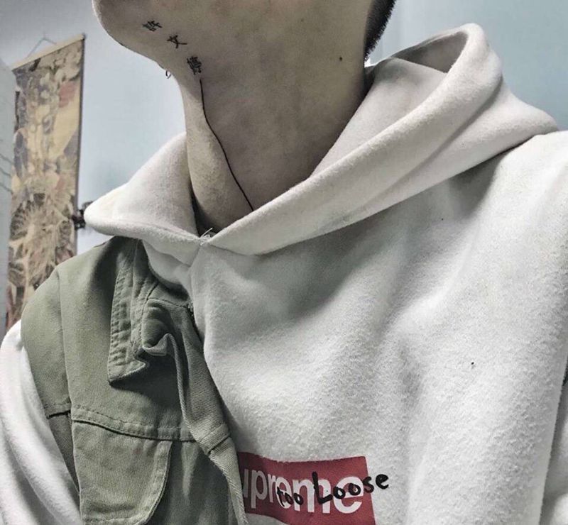 线纹身图片_成品颈部纹身图案