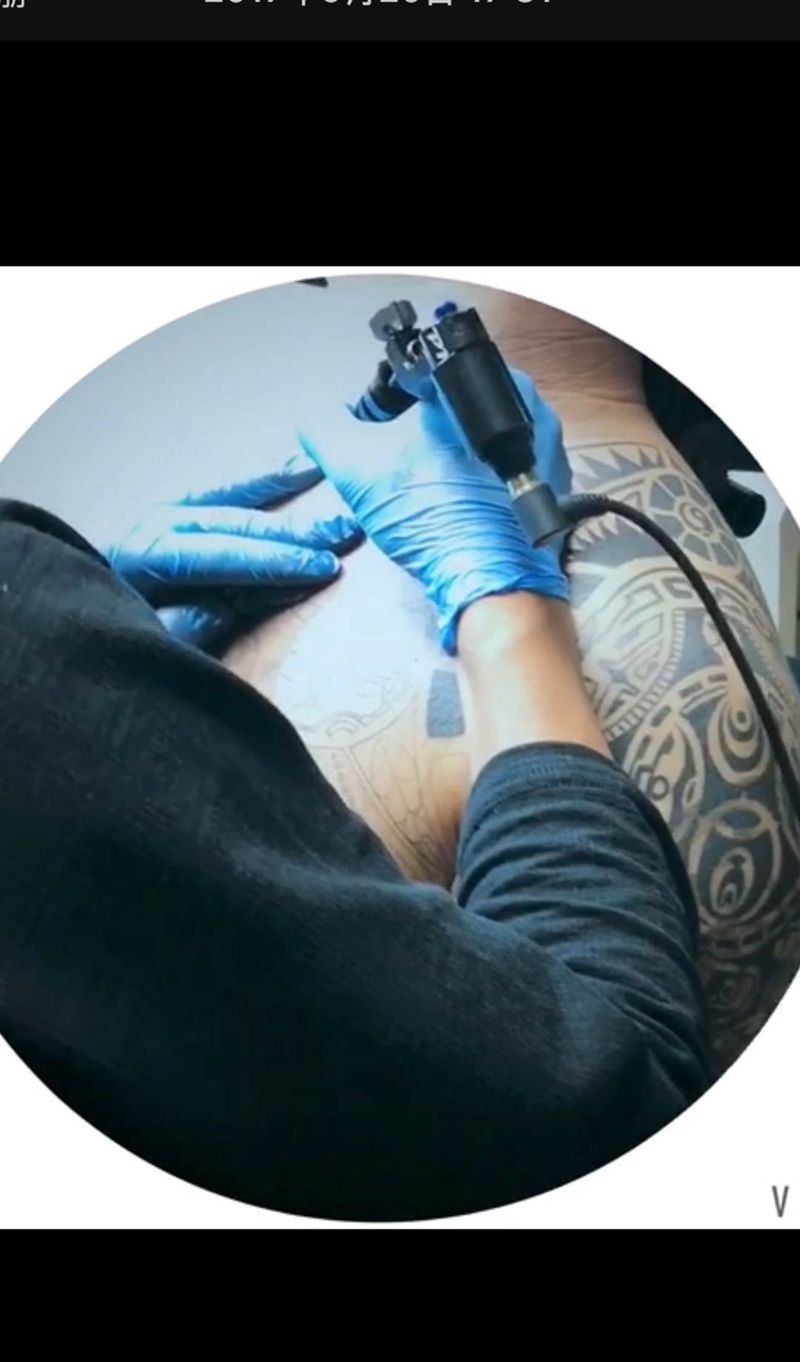 半甲图腾上色中....纹身图片