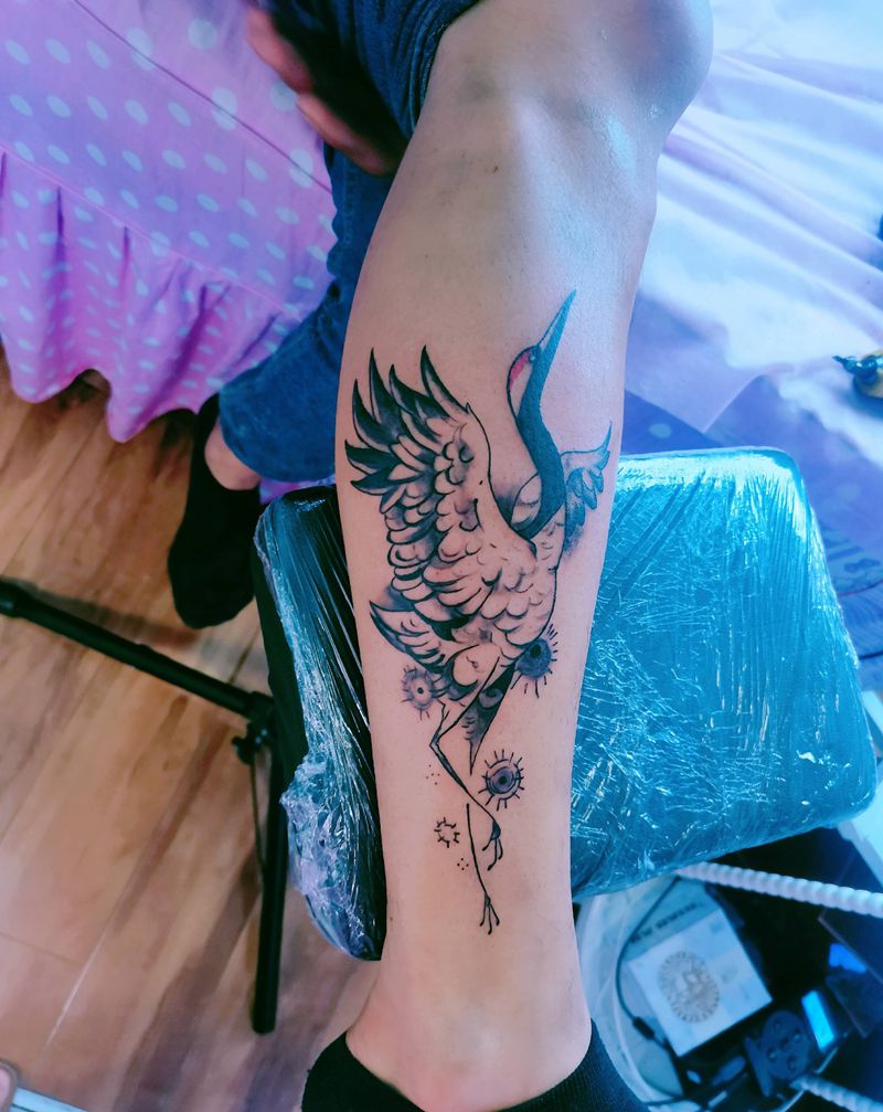 丹顶鹤纹身图片_腿部纹身图案