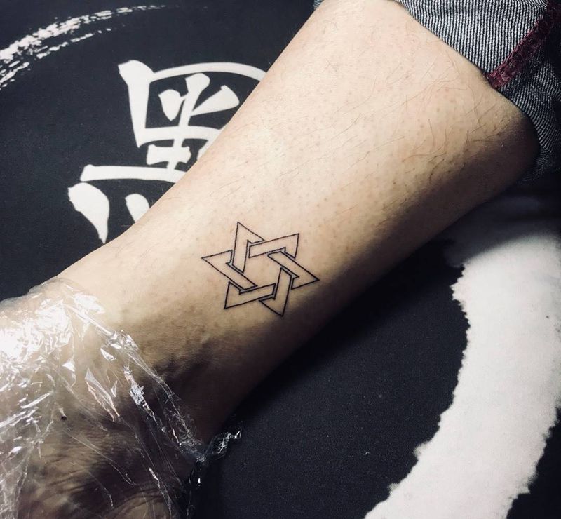 六芒星纹身图片