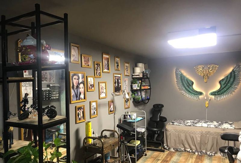 又是一个春暖花开的季节纹身图片