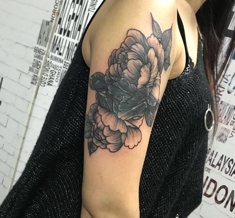 素花遮盖纹身图片_成品手臂清新纹身图案