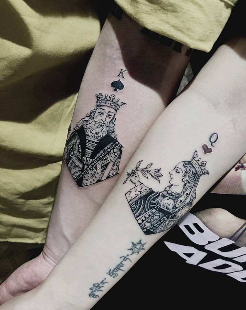 King &queen纹身图片_手臂点刺情侣纹身图案
