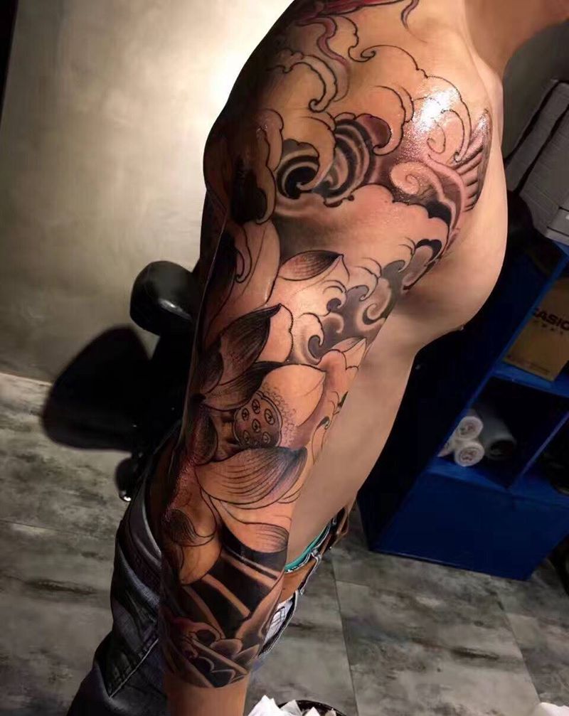 花臂未完纹身图片_成品手臂传统纹身图案