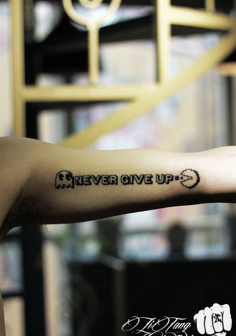 电玩迷纹身图片_成品手臂字符纹身图案