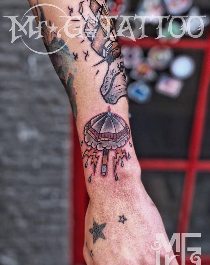 雨伞一枚纹身图片