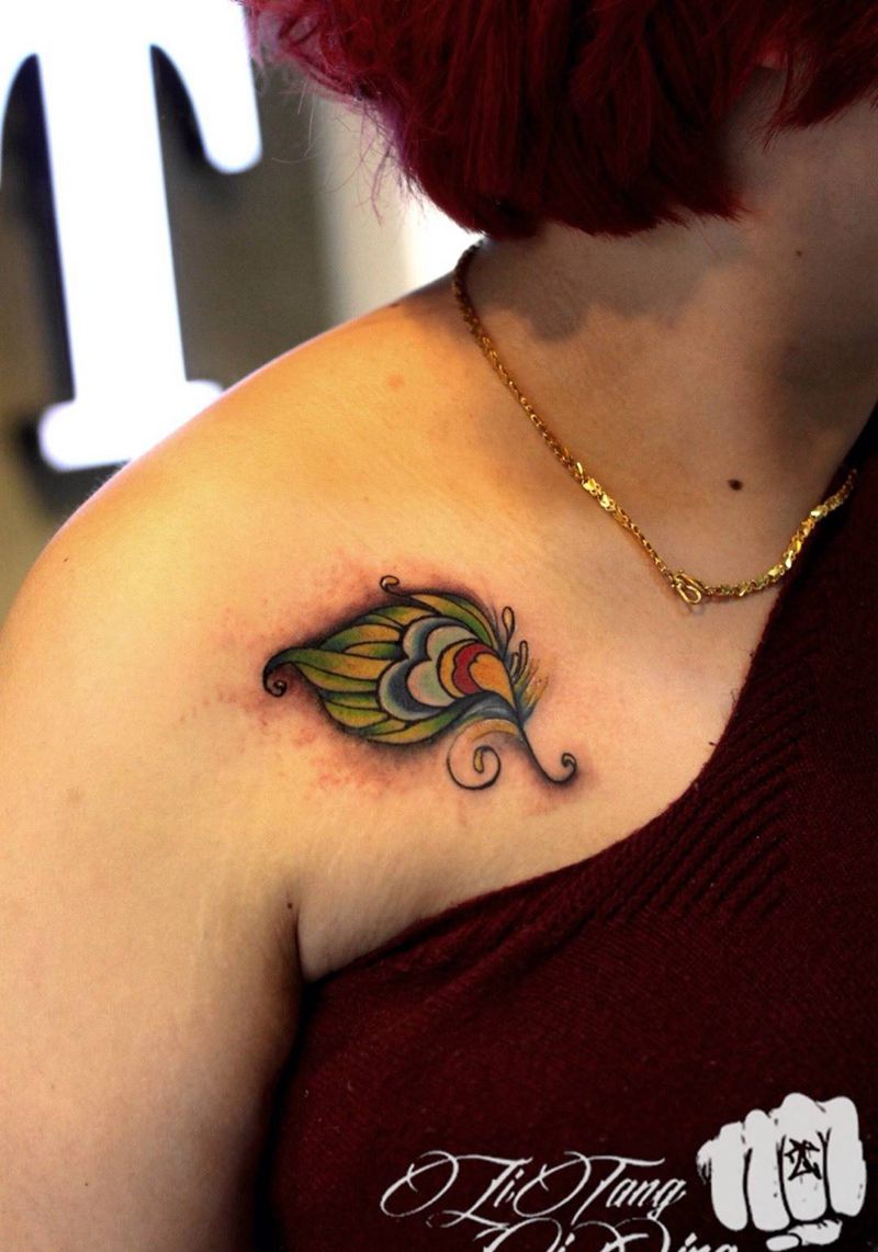 羽毛纹身图片_成品肩部欧美清新写实动物静物宗教纹身图案