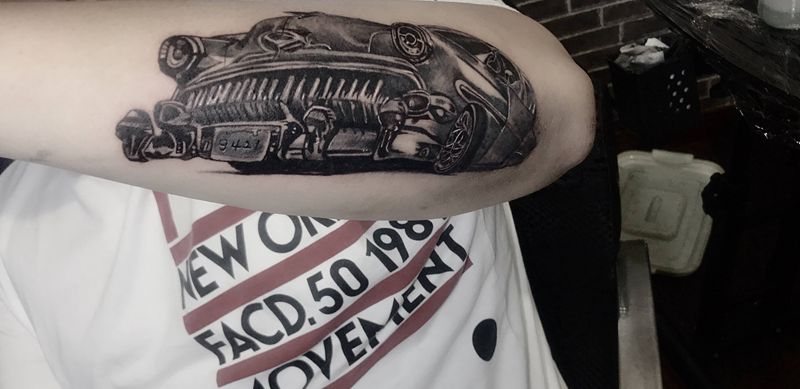 汽车纹身图片_手部纹身图案