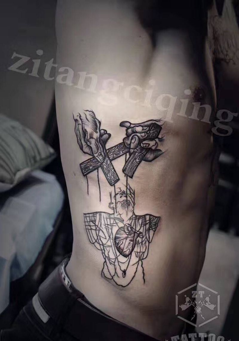 傀儡木偶纹身图片_成品腰部背部欧美纹身图案