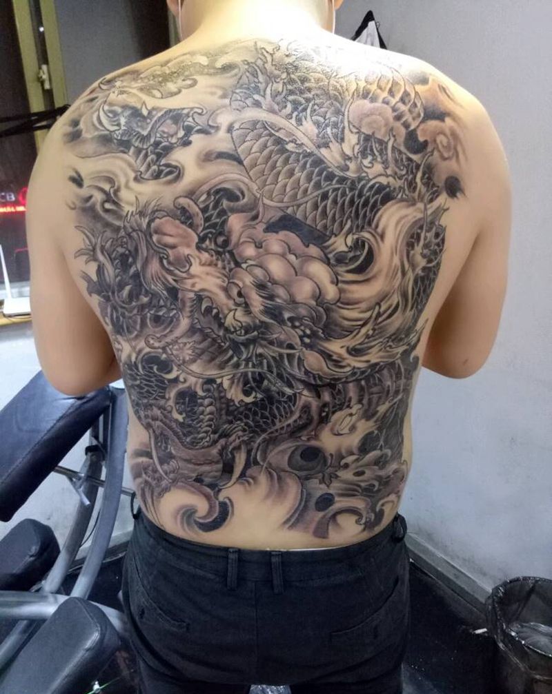 满被龙纹身图片