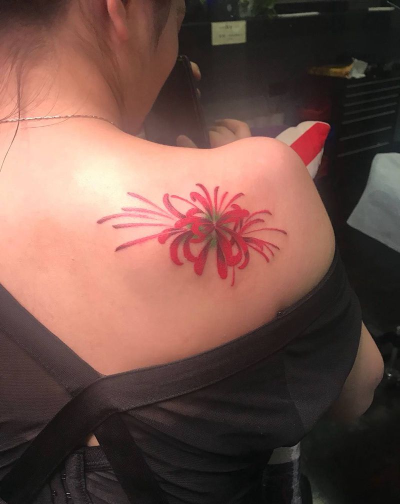 彼岸花纹身图片