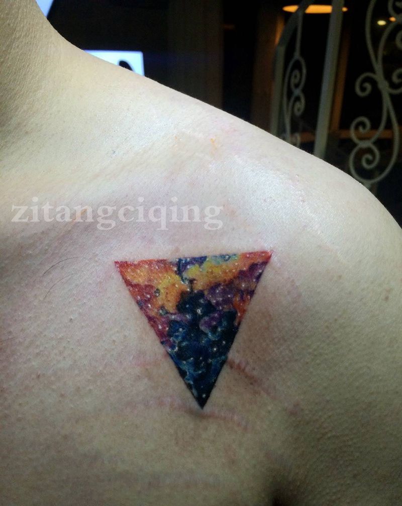星空纹身图片_成品肩部欧美清新几何静物原创纹身图案