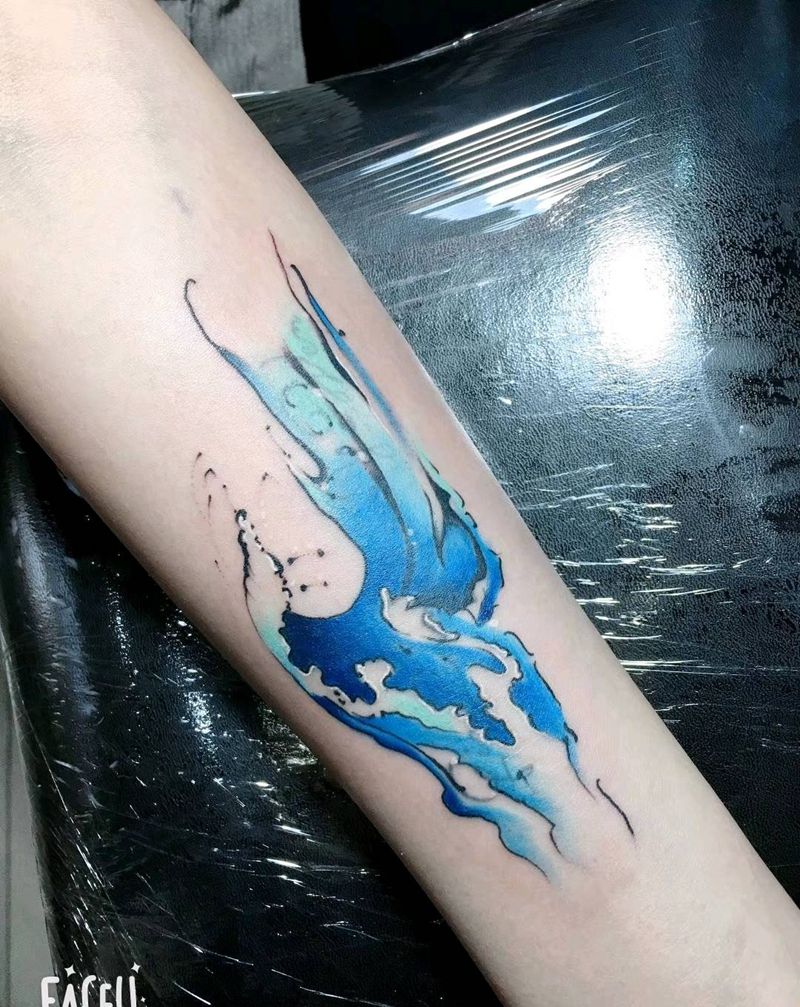 水浪遮盖纹身图片_手臂纹身图案