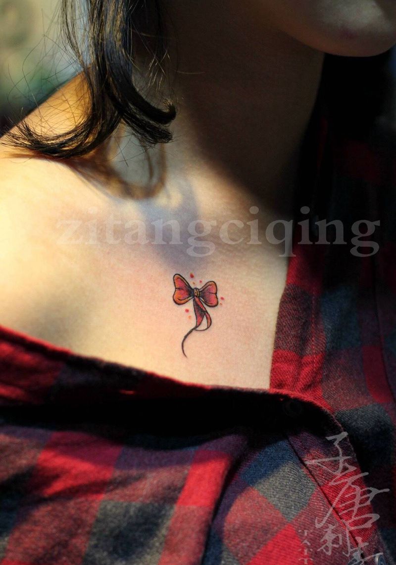 超小遮盖纹身图片_成品胸部肩部欧美清新静物纹身图案