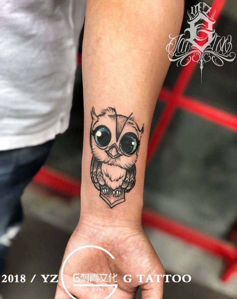 猫头鹰小号纹身图片