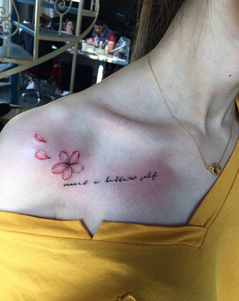 小花纹身图片_颈部胸部水彩小清新花英文纹身图案
