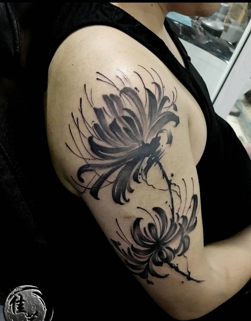 彼岸花纹身图片_手臂水墨纹身图案