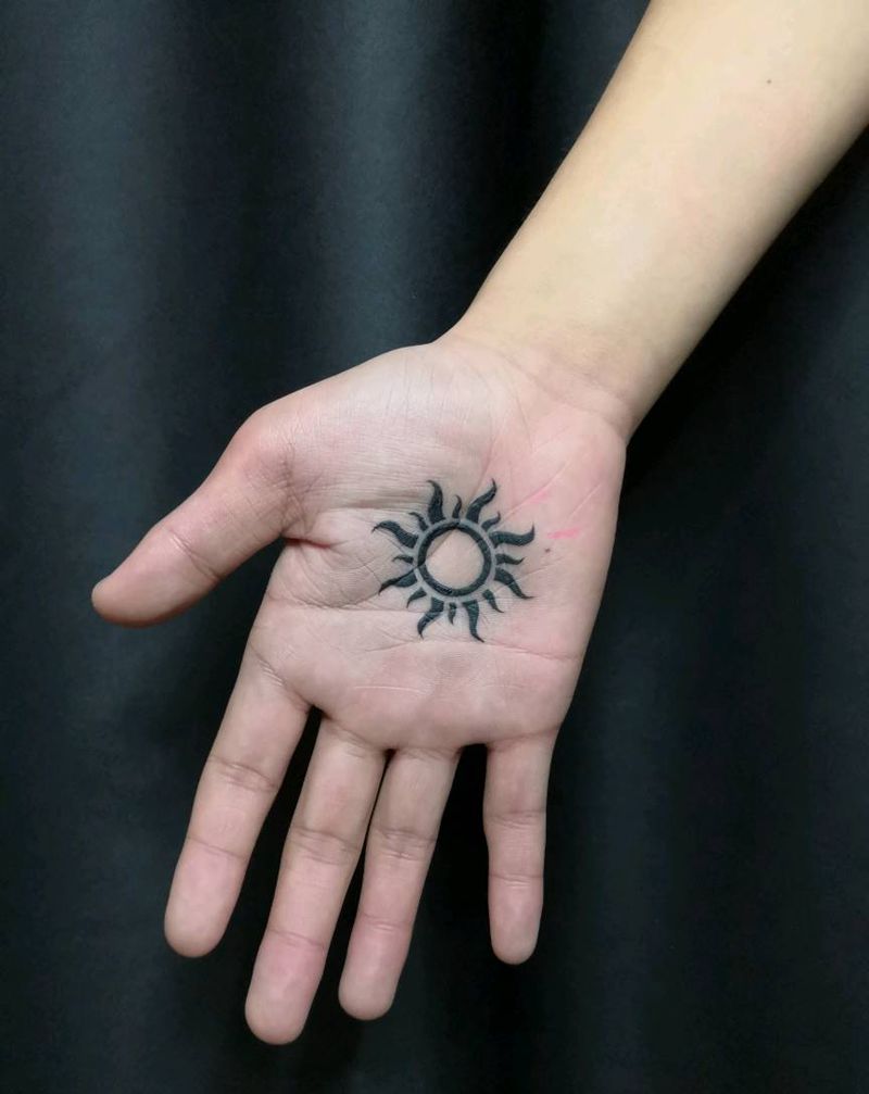 草稚京纹身图片_手部图腾纹身图案