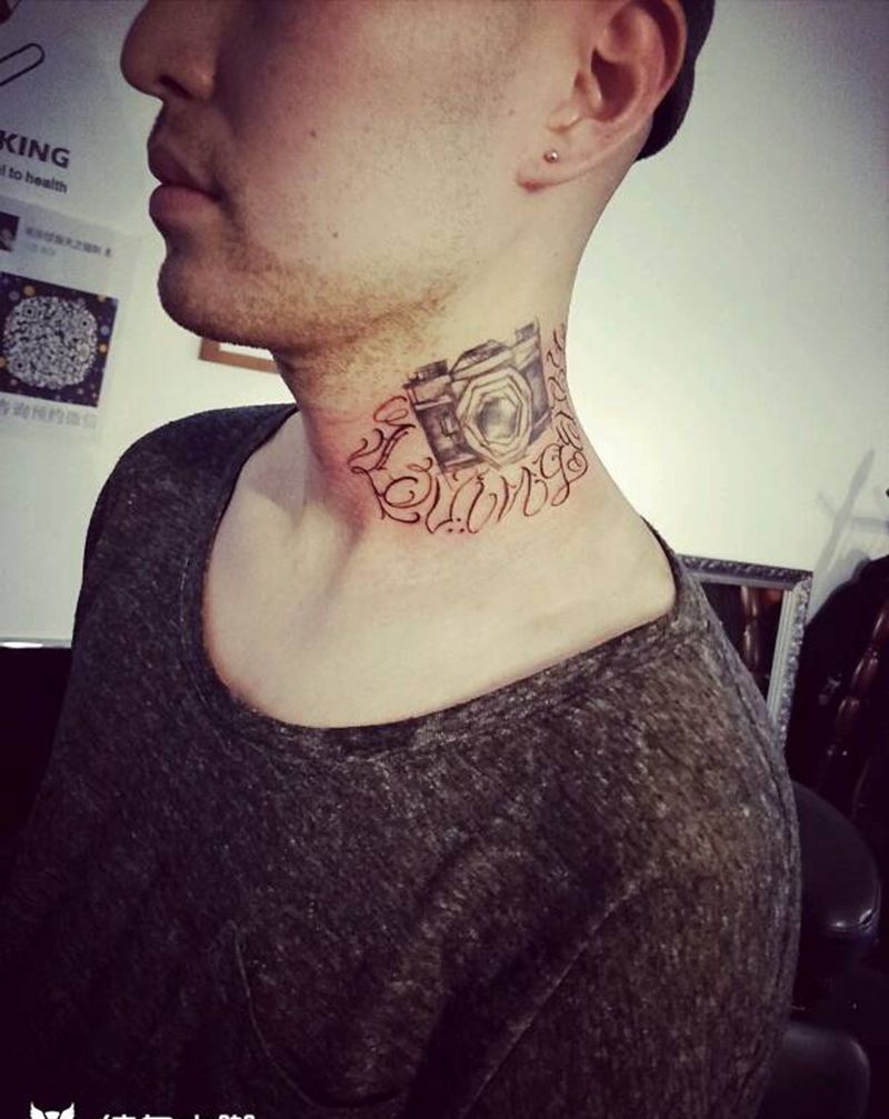 花体添加纹身图片_颈部欧美原创成品纹身图案