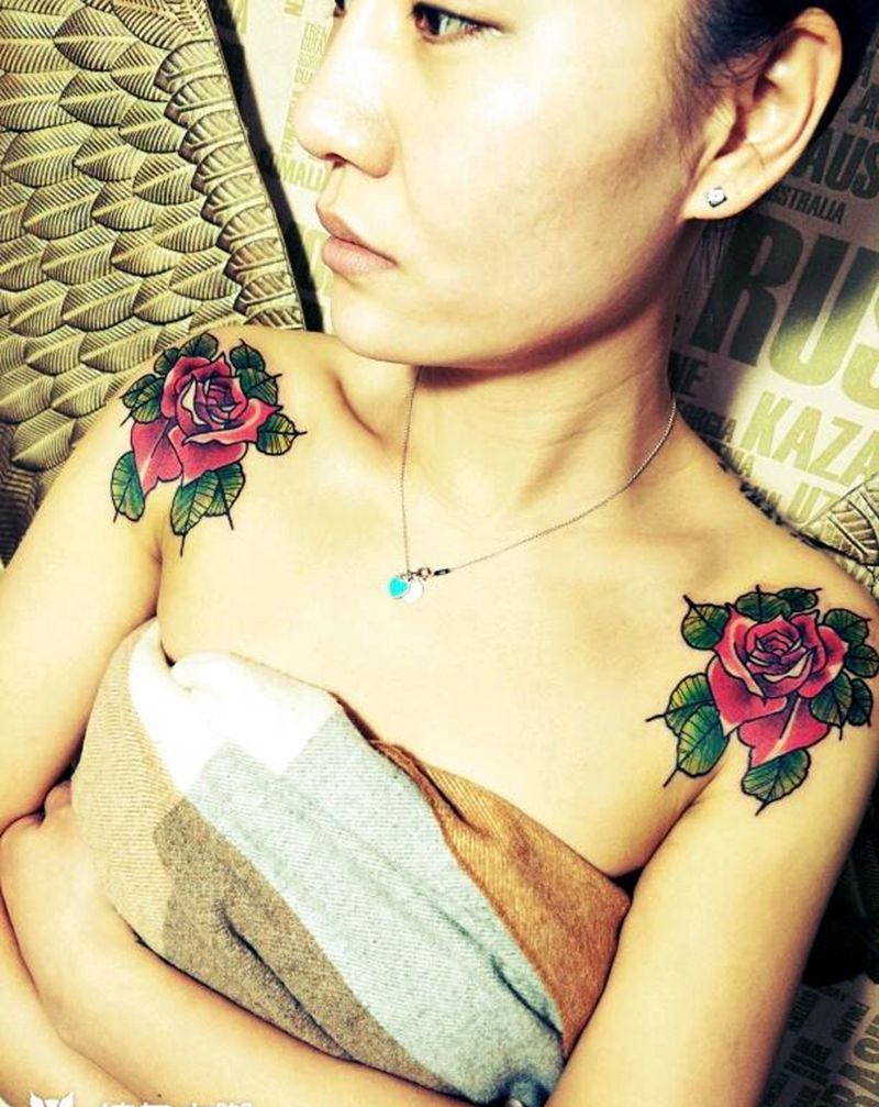 肩花纹身图片_肩部传统植物成品纹身图案