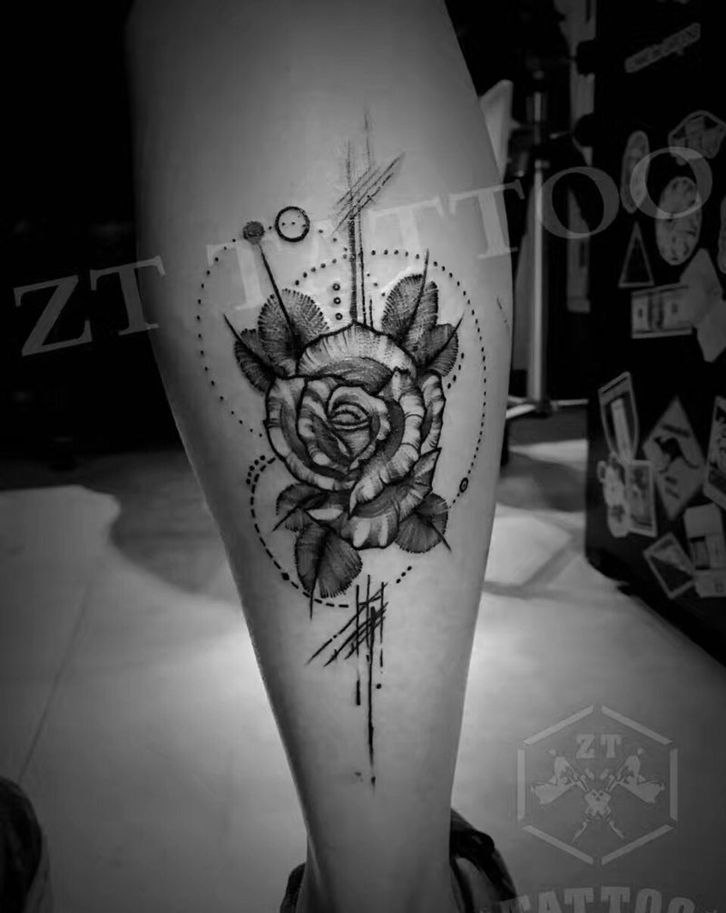 小腿几何玫瑰纹身图片_成品腿部手部清新欧美植物贴纸简约少女脚踝纹身图案