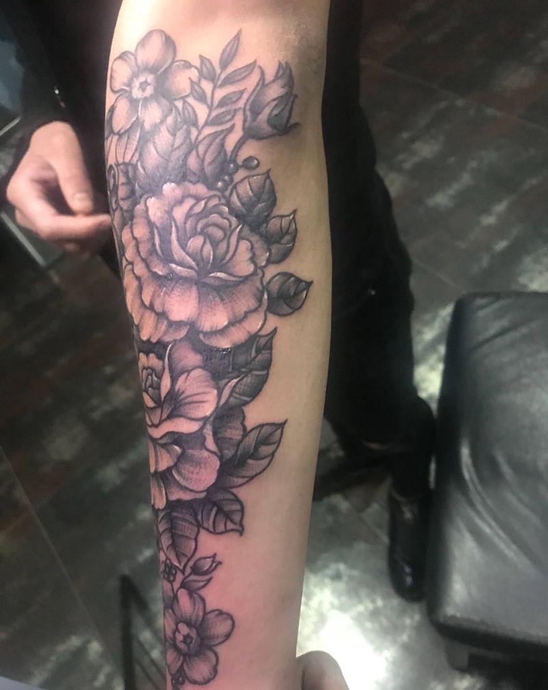 素花手臂纹身图片