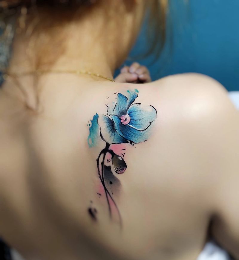 罂粟花纹身图片_背部肩部水彩纹身图案