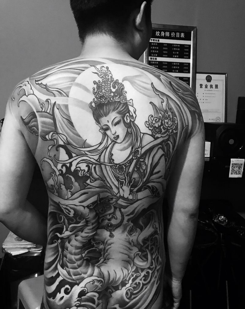 满背普贤纹身图片