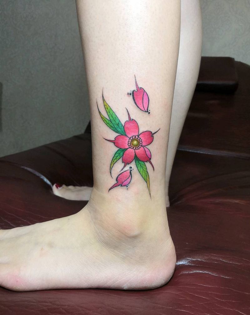 小花花纹身图片_腿部新传统纹身图案