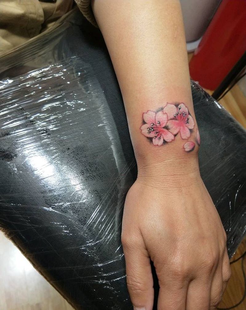 遮盖小疤痕纹身图片