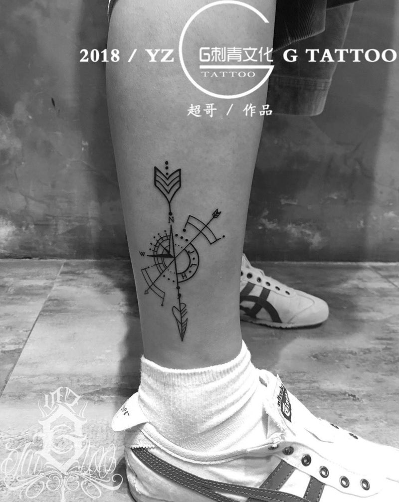 指南针纹身图片