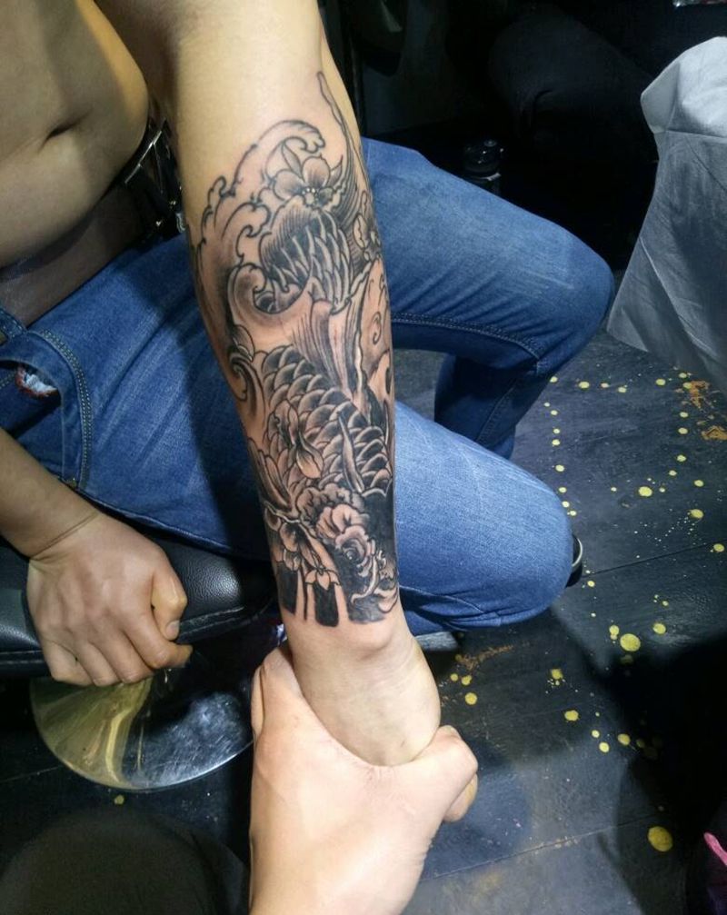 烟疤遮盖纹身图片