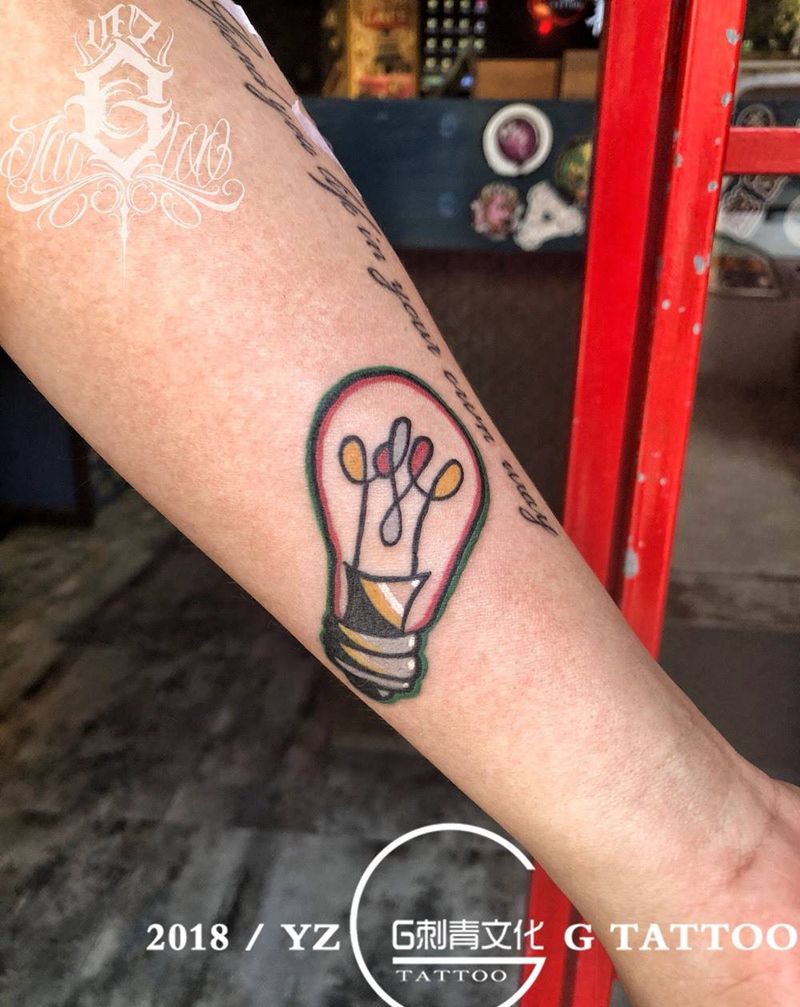 灯泡纹身图片