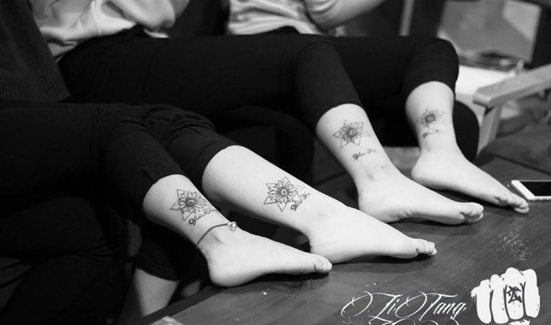 团伙作案纹身图片_脚部成品清新原创植物纹身图案