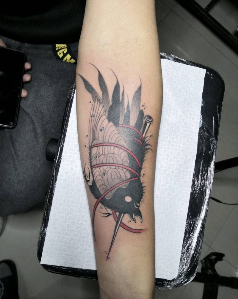 暗黑山雀纹身图片_手臂图腾纹身图案