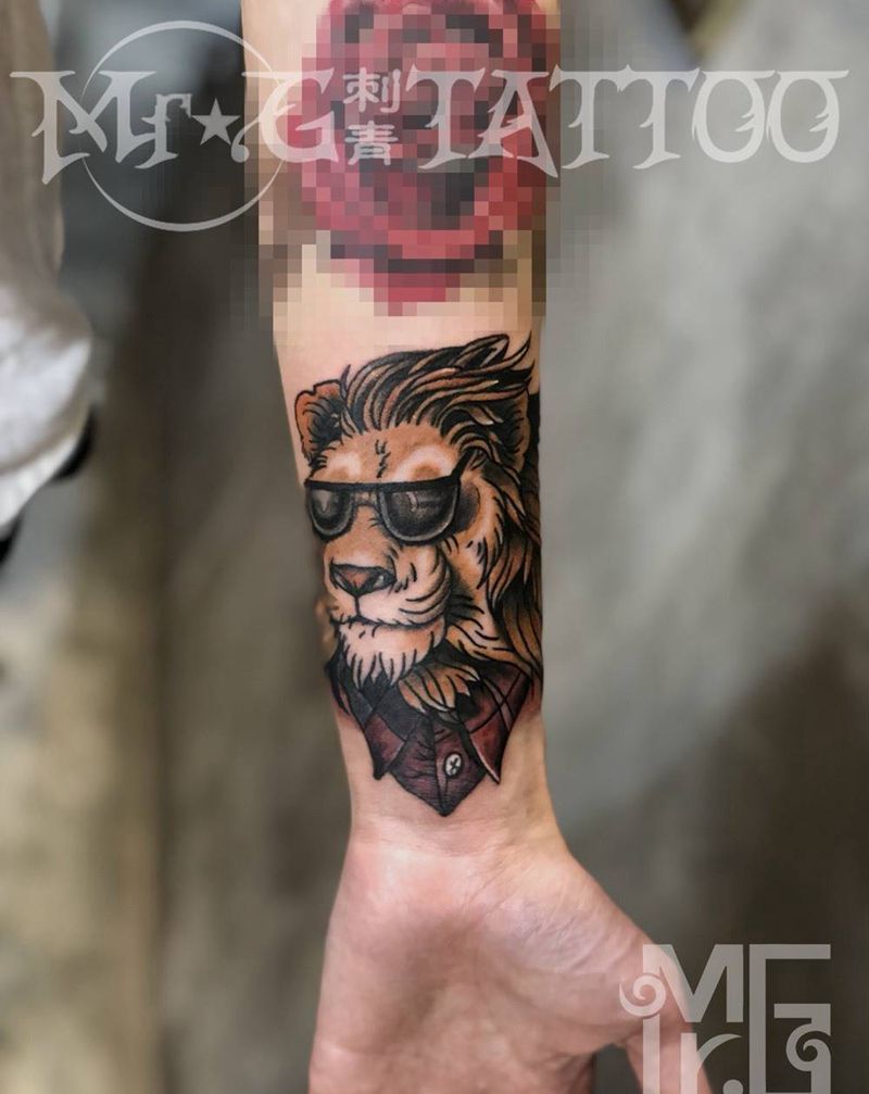 狮纹身图片_手臂欧美动物成品纹身图案